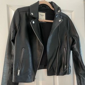 Great condition Abercrombie faux leather coat